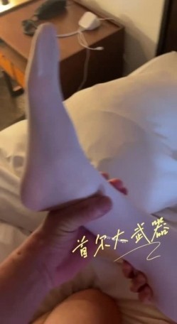 人生赢家，约炮大神【首尔大武器】推特福利，为国争光，国人移居首尔，3P尝遍中韩各路女神 截图8
