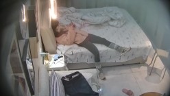 大学城续 这两人太激情了 干个不停 男人舔逼舔菊把女人搞得颤抖 打桩更是全力猛砸 再直接内射 截图5