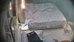 大学城续 这两人太激情了 干个不停 男人舔逼舔菊把女人搞得颤抖 打桩更是全力猛砸 再直接内射 截图9