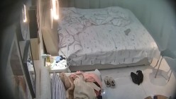 大学城续 这两人太激情了 干个不停 男人舔逼舔菊把女人搞得颤抖 打桩更是全力猛砸 再直接内射 截图13