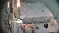 大学城续 这两人太激情了 干个不停 男人舔逼舔菊把女人搞得颤抖 打桩更是全力猛砸 再直接内射 截图14