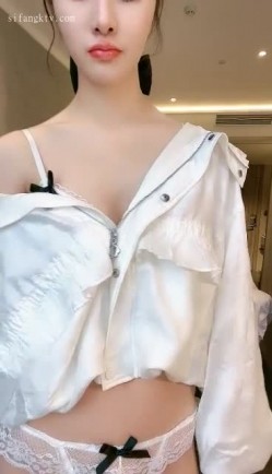 美炸了~高质量主播女神 ️极品身材~情趣黑丝 ️法力无边【性感的小米】奶子超大~超顶 截图1