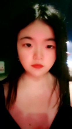 【户外】【茜茜小母狗】合集，户外露出刺激，高速公路，公交车站，男厕所~玩的就是心跳 截图7