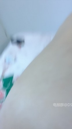 ️微胖巨乳【海派甜心】权威乳神美少女群P初解禁闺蜜们悉数登场啪啪大秀！ 截图10