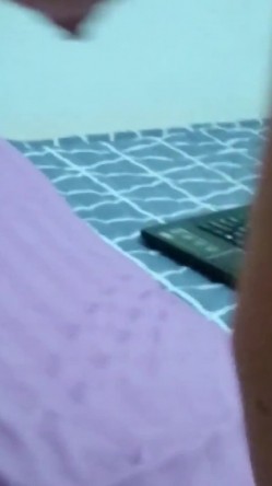 劲爆核弹！高端泄密流出超级漂亮温文儒雅大美女【贾雯】淫靡媚态吃肉棒和男友啪啪啪 淫水都流了一滩 截图10