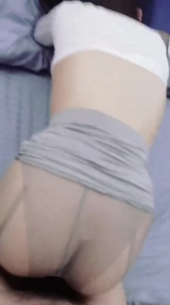 绿帽淫妻大神『鹿林FQ』看着淫妻被单男随便玩弄，听她说好舒服呀，自己不知道为啥就硬了，你们都有这种体验吗？ 截图15