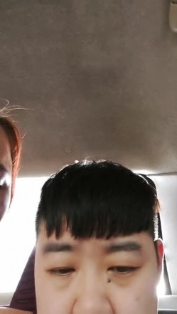 李教授偷情良家人妻户外车震啪啪，全程露脸吃奶子舔逼，口交大鸡巴抠她骚穴，大鸡巴真硬草着菊花还抠逼刺激 截图2