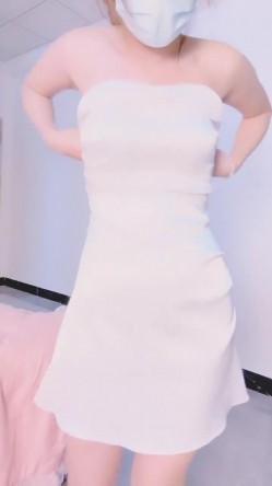 【狐狸不是妖啊】宝马御姐 与金主楼道露出野战 户外车震 双女自慰道具爆浆 截图14