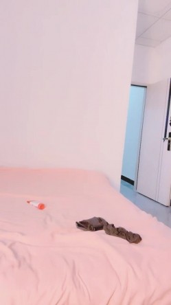 【狐狸不是妖啊】宝马御姐 与金主楼道露出野战 户外车震 双女自慰道具爆浆 截图15