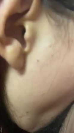 快手女神 ️-夏宝- ️ 这小翘臀、小美乳，穿着粉色裙子，吃鸡坐骑、内射 等会等会你不要射那么快嘛，淫叫声十分精彩 截图9
