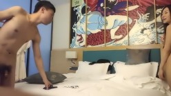 步宾探花_啪啪极品长发牛仔裤美女，掰B口交，后入啪啪正对镜头推车看点满满 截图5