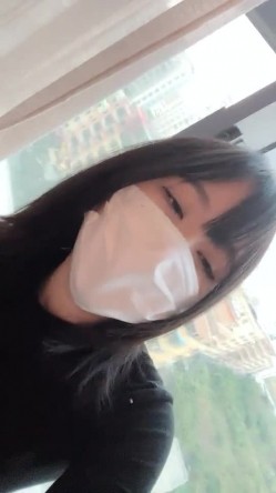最新下海的无敌清纯短发美少女 脸蛋精致得像个充气娃娃 这么清纯的脸蛋儿 无死角 声音巨好听 穿着性感的灰丝 掰开超级粉 截图7
