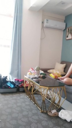 头套男啪啪越南妹子换上情趣连体网衣 口交后入沙发骑乘抽插呻吟娇喘 截图2