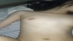 推特已退圈大神Sinludy约炮，高清原档，极品学生妹，超清单反拍摄性爱 截图12
