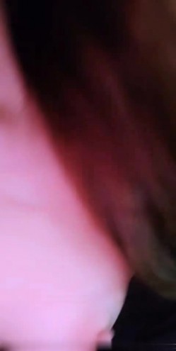 李义琴 高颜值极品身材的大美女全裸发骚诱惑 特写BB 道具插B自慰 截图11