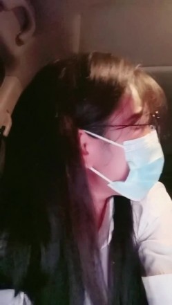 淘宝情趣内衣模特深夜勾搭顺风车司机 酒店打炮太紧张了怎么口都软绵绵无力 真是残暴天物望逼空流泪 截图3