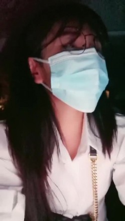 淘宝情趣内衣模特深夜勾搭顺风车司机 酒店打炮太紧张了怎么口都软绵绵无力 真是残暴天物望逼空流泪 截图5