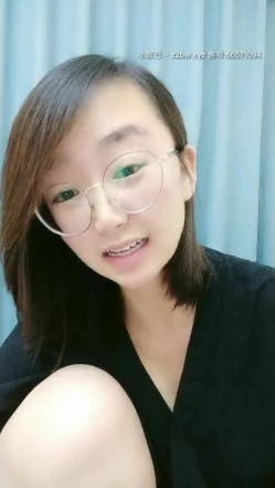 【研究生无奈】学霸下海历程13天全收录，理科学霸，从网贷的漩涡，到卖肉的泥潭，讲述跟前男友的性爱，从最初的拘谨到黑牛道具都精通 截图8