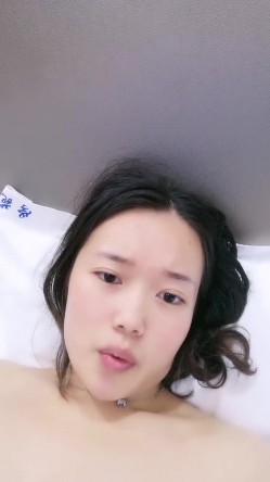 型男姐夫后入操逼小姨子特写后入细节，完事后还帮忙按摩外阴刺激阴蒂 截图12