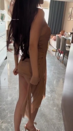 颜值女神【晴宝】被多位金主包养泄密,第一弹 年度最骚的第一梯队女主 完美露脸 截图2