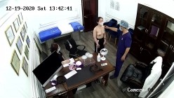 私房最新流出黑客【破解摄像头】隆乳整形诊所 家居视频 妇科检查 截图11