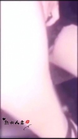 推特女神极品丰臀欲女【熟女人妻】大尺度性爱私拍流出 无套抽插粉臀 肛塞后入爆操 独特拍摄手法 高清720P原版 截图5