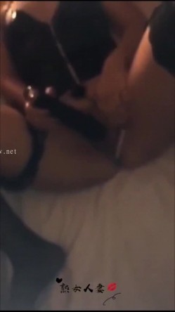 推特女神极品丰臀欲女【熟女人妻】大尺度性爱私拍流出 无套抽插粉臀 肛塞后入爆操 独特拍摄手法 高清720P原版 截图12