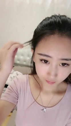 重磅推荐【程琳儿】绿播女神超高颜值，性感内衣，抖奶漏逼超顶清纯反差，男人最爱的类型 截图15