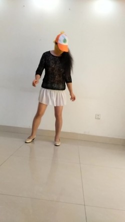 臀控熟女控必备！曾火爆全网的露脸广场舞大妈【美美子】大尺度私拍第二弹，骚舞挑逗情趣诱惑紫薇全裸，相当反差 截图2