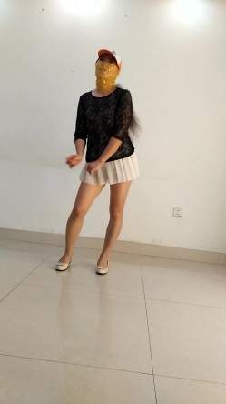 臀控熟女控必备！曾火爆全网的露脸广场舞大妈【美美子】大尺度私拍第二弹，骚舞挑逗情趣诱惑紫薇全裸，相当反差 截图14