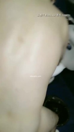 【实习生姗姗】科技公司白领 ️沟搭男同事~偷偷杂物间激情口鸡无套内射 ️高潮狂喷~极度诱惑！！ 截图11