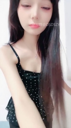 ️猫系校花女神【乖乖饱饱】超级漂亮 裸舞 道具 爽死 截图2