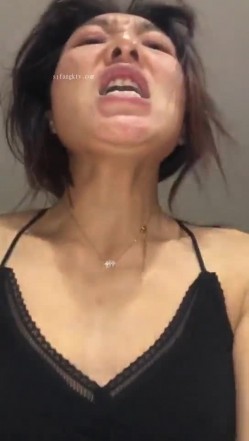 【淫荡少妇】最新淫荡轻熟女闺蜜淫妻少妇啪啪口交毒龙性爱私拍流出 无套抽插操爽翻天 完美露脸 高清 截图14