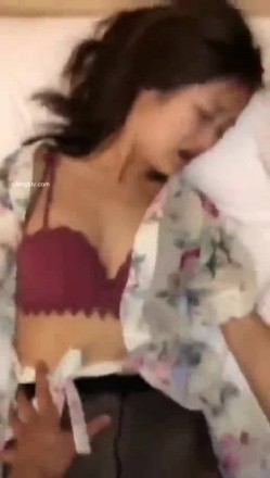 百度云泄密【良家交流群】收费交流群流出夫妻情侣分享、偷情、3P偷拍等 截图12