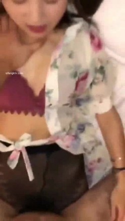 百度云泄密【良家交流群】收费交流群流出夫妻情侣分享、偷情、3P偷拍等 截图14