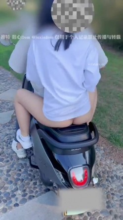 真实BDSM博主【狙心Dom】调教多位女奴SVIP付费福利 截图3