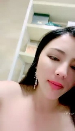 秀人网红下海--K奶女神~瑞瑞~：‘极度诱惑，性感火辣，大尺度裸秀性感迷人，私密特写，完美露脸，哥哥来操我啊！ 截图9