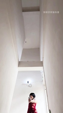 稀有露脸 高端ACG业界女神爆机少女 喵小吉 经典Cos《生化危机》艾达王赤裸诱惑 性感小逼逼待茎插入 截图1
