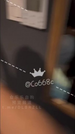 超极品媚黑眼镜娘『Co668c』婊骚母狗多人群交换妻，被大黑鸡巴操的淫叫连连 截图15