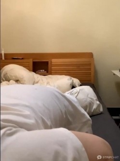 【宝藏女孩~巨乳大美女】，Cassie-123W，人气超高 截图6
