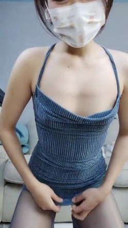 裸体羽毛球~【贝贝贝贝塔】极品御姐，跟老公一起跑体育馆~！裸体打羽毛球！ 截图3