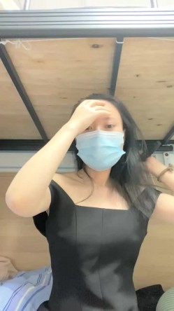 真实三甲医院【爱聊就约】，美乳护士~真实病房宿舍偷播，满足你对护士的所有幻想 截图1