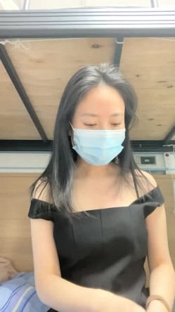 真实三甲医院【爱聊就约】，美乳护士~真实病房宿舍偷播，满足你对护士的所有幻想 截图4