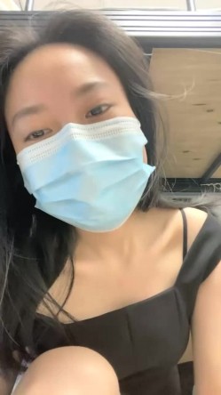 真实三甲医院【爱聊就约】，美乳护士~真实病房宿舍偷播，满足你对护士的所有幻想 截图9