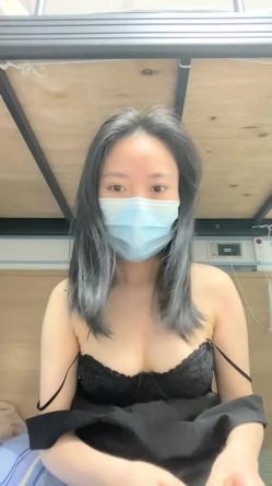 真实三甲医院【爱聊就约】，美乳护士~真实病房宿舍偷播，满足你对护士的所有幻想 截图16