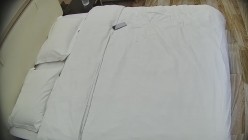 大学民宿 乳晕很大的气质小姐姐 凌晨开房 关灯啪啪 皮肤白皙透亮 截图6