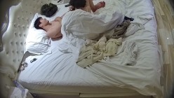 酒店偷拍双马尾软妹被屌丝男友掐住脖子插入还苦苦央求他要戴套干 截图5