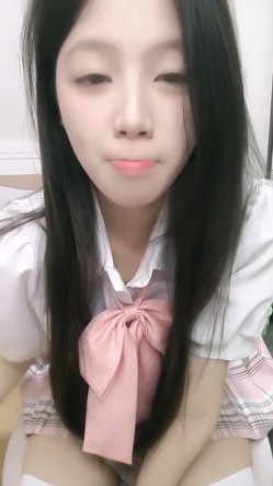 火爆人气尤物推荐【你的小月月】校花女神被干 无套啪啪颜射口射吞精 观赏性极佳的撸管神片 截图1