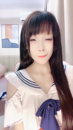 【小猪大王】纯欲学妹下海完美身材，淫语自慰，道具狂插喷尿 截图15
