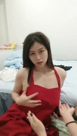 极品高颜冷艳御姐，反差小妈感女主播「金刚护撸娃」「小奶猫」密码房激情淫语撩骚，和姐妹下海大秀，互舔互口 截图5